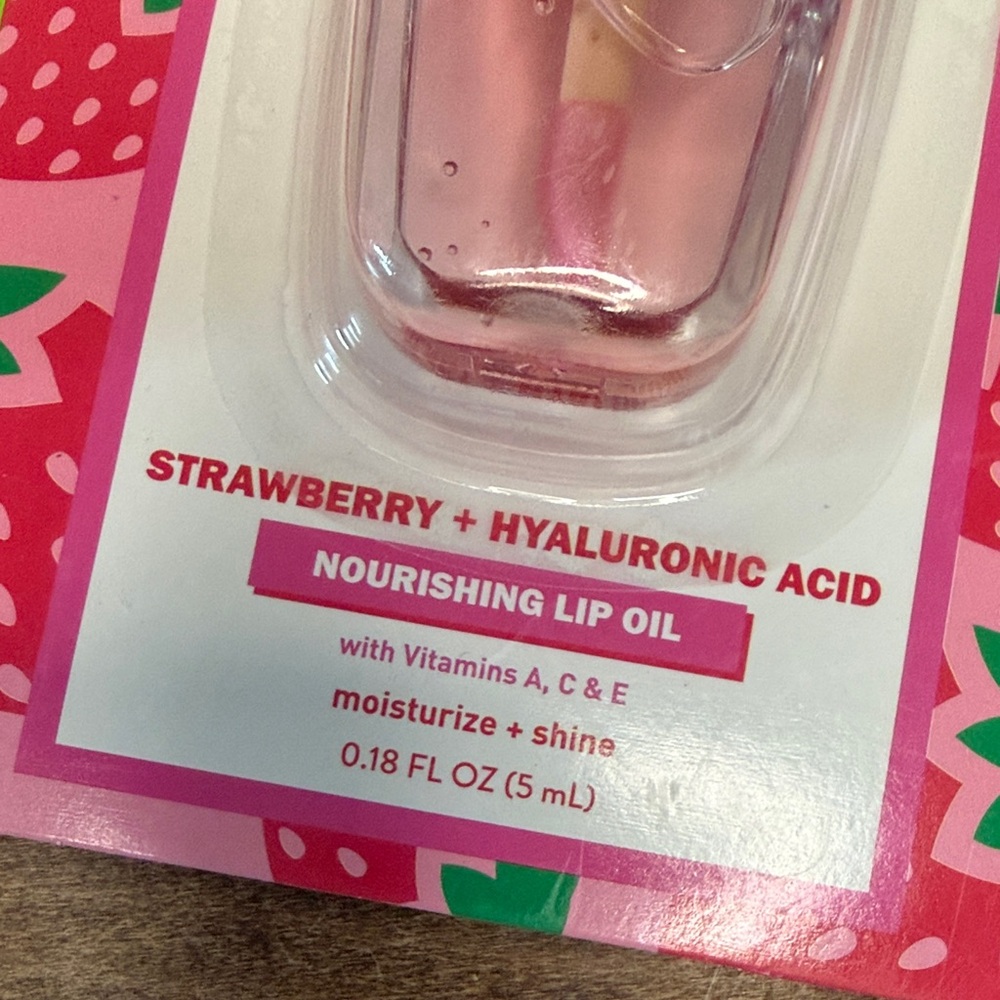 Two Nourishing Lip Oils- Watermelon & Strawberry - Picture 2 of 3